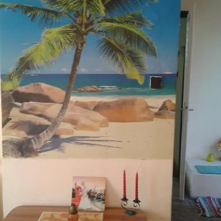Palm-apartment Apartment